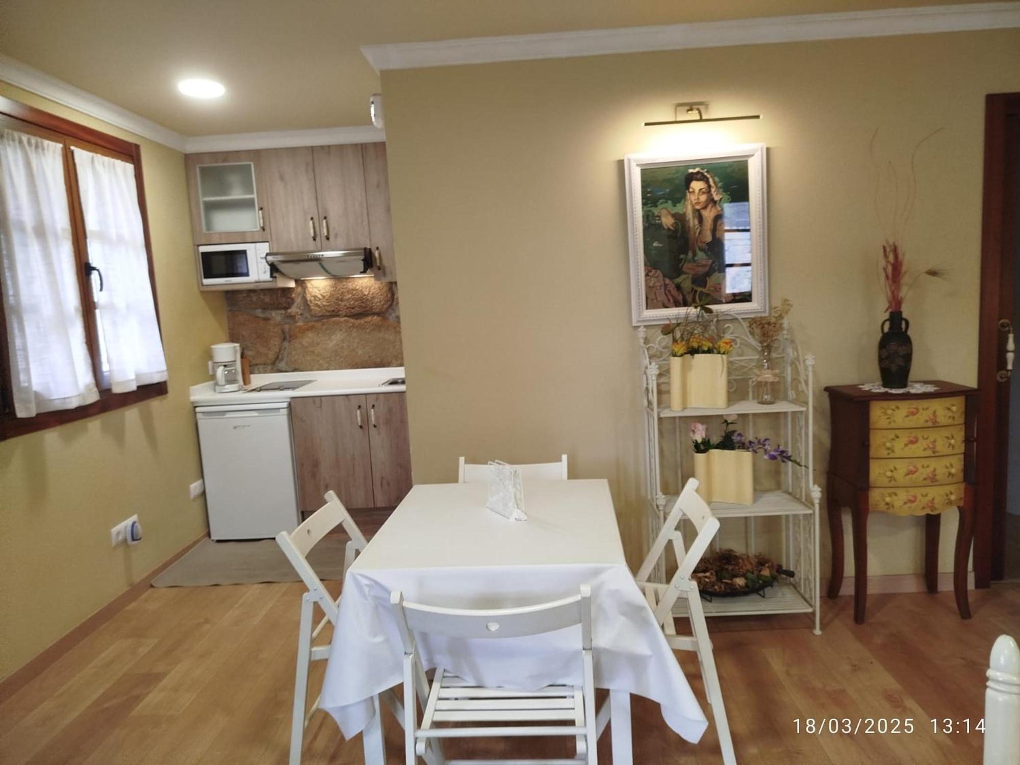 O Apartamento Do Xanza, Ideal Para Parejas Adaptado Movilidad Reducida Meis Екстериор снимка